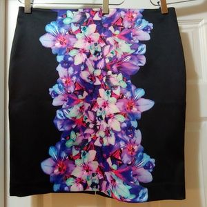 EXPRESS skirt with floral detail